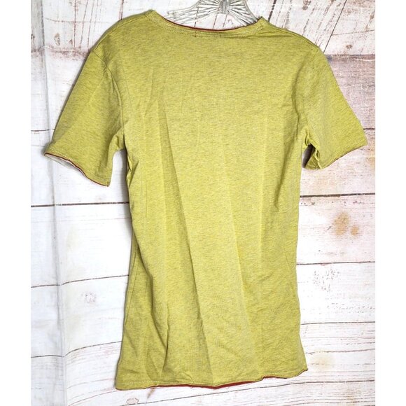 Vassari Los Angeles Mustard Yellow V-Neck Designer Shirt Small – Stylish Cut Hem - Picture 3 of 12